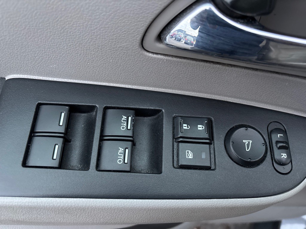 2014 Honda Odyssey Image 26