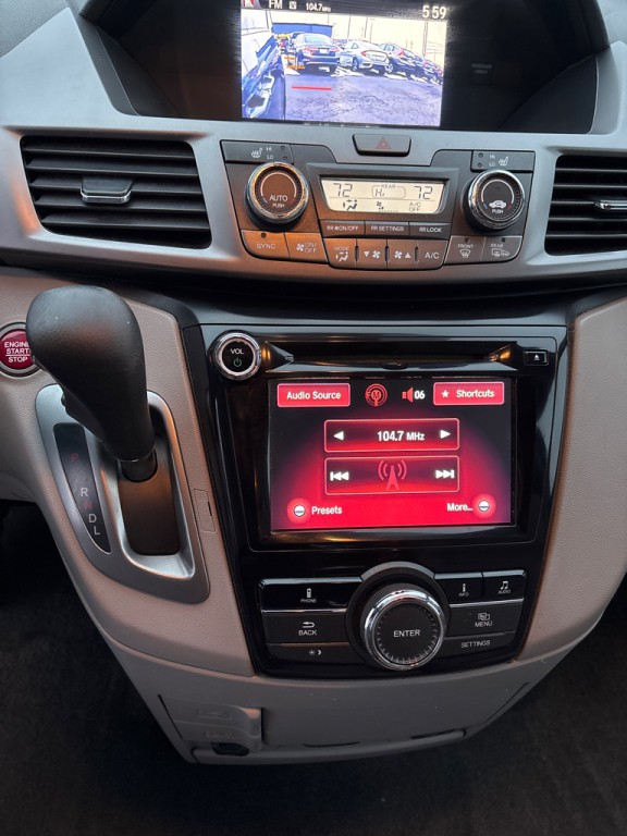 2014 Honda Odyssey Image 32