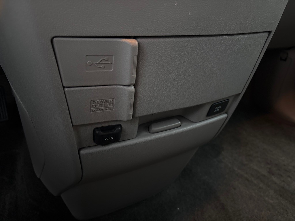 2014 Honda Odyssey Image 33
