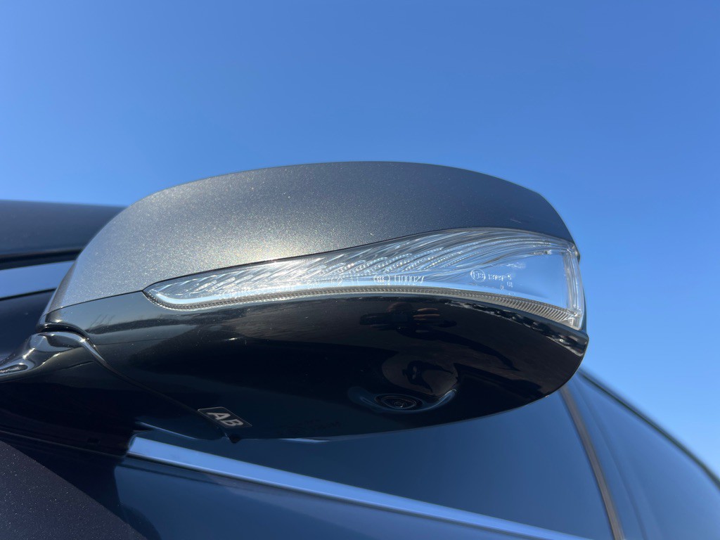 2015 INFINITI Q70 Image 10