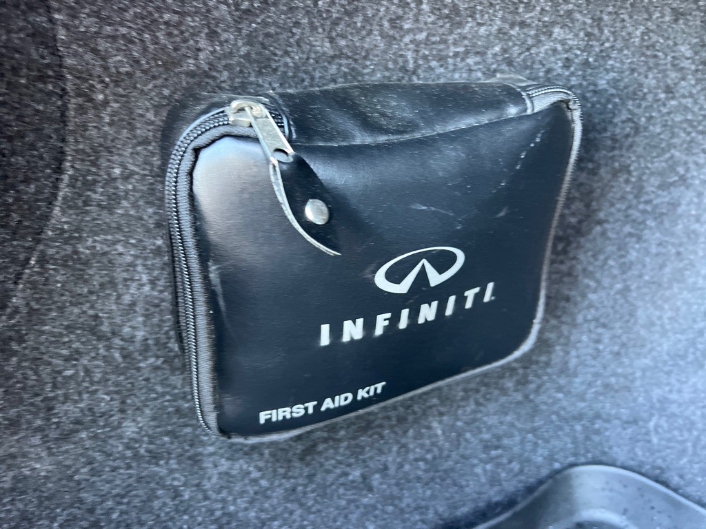 2015 INFINITI Q70 Image 26