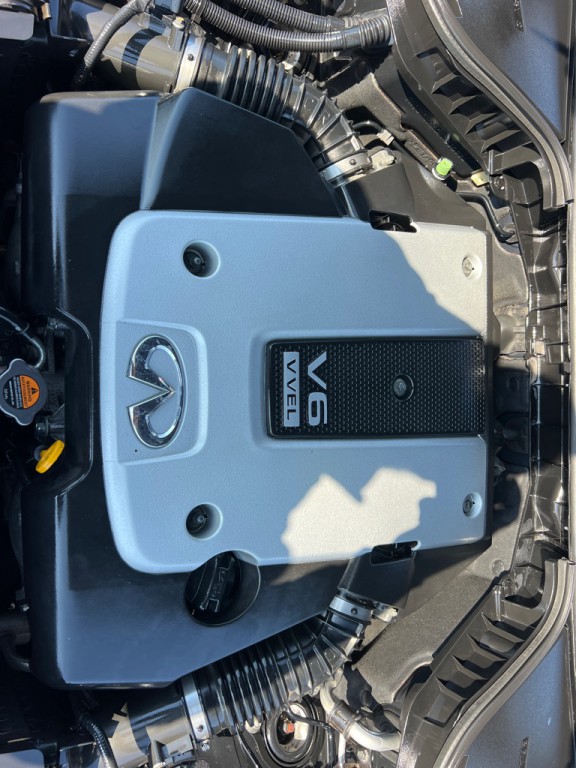 2015 INFINITI Q70 Image 53