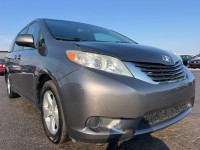Image for 2017 Toyota Sienna LE ID: 7193177