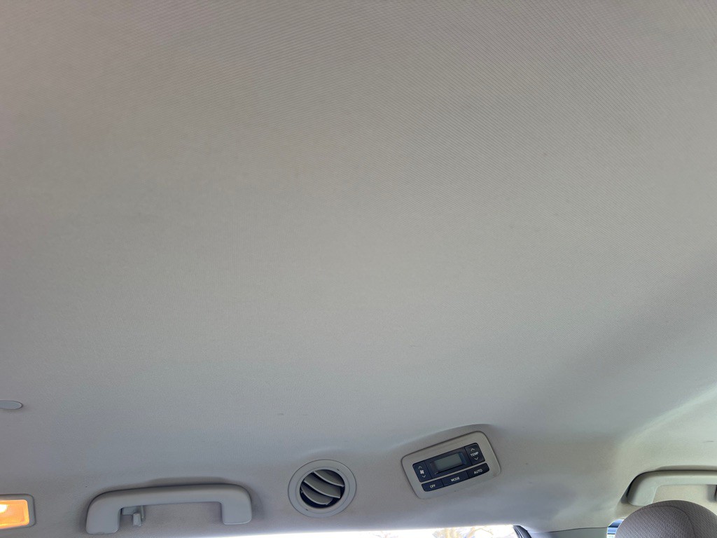 2017 Toyota Sienna Image 18