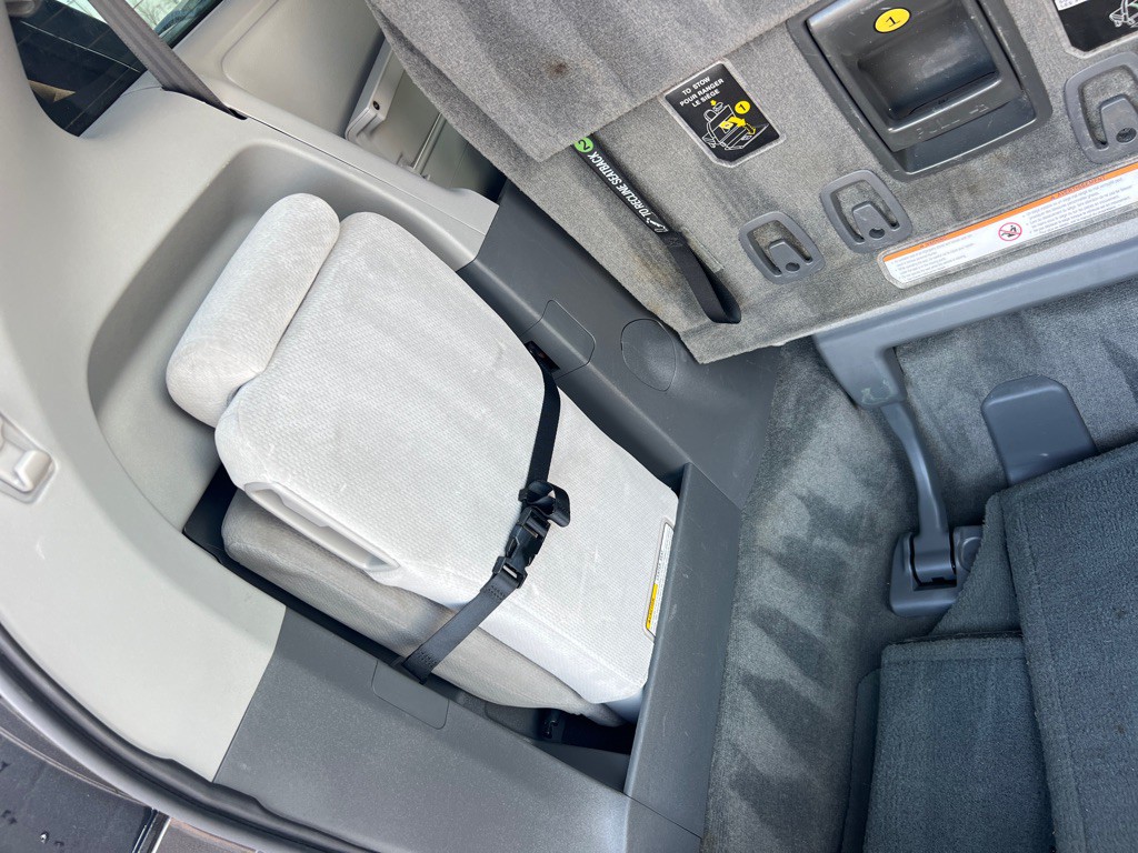 2017 Toyota Sienna Image 25