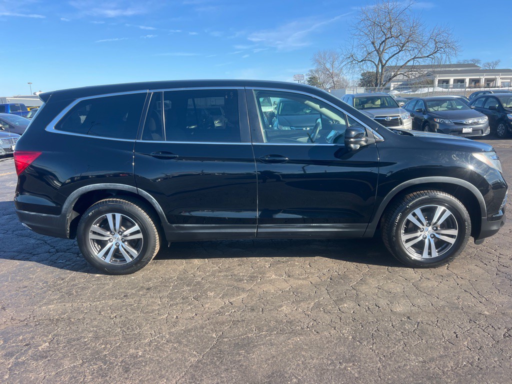 2017 Honda Pilot Image 8