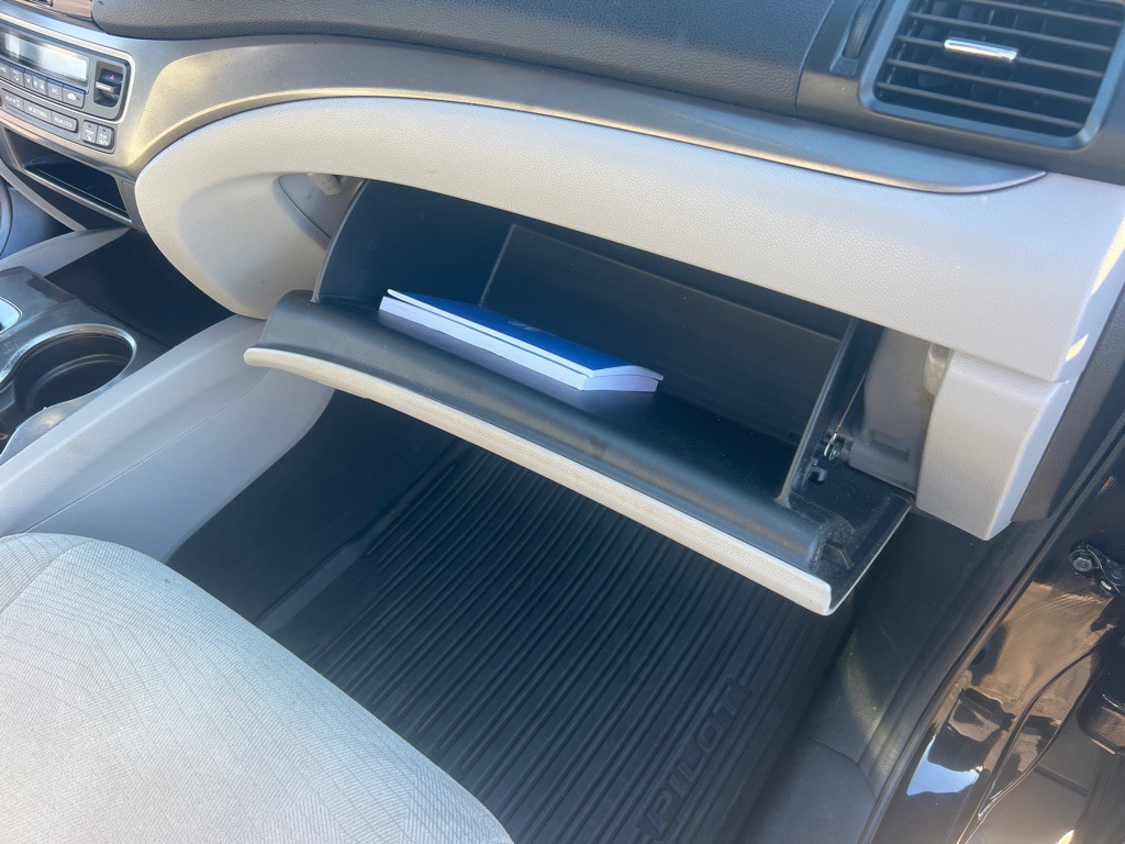 2017 Honda Pilot Image 22