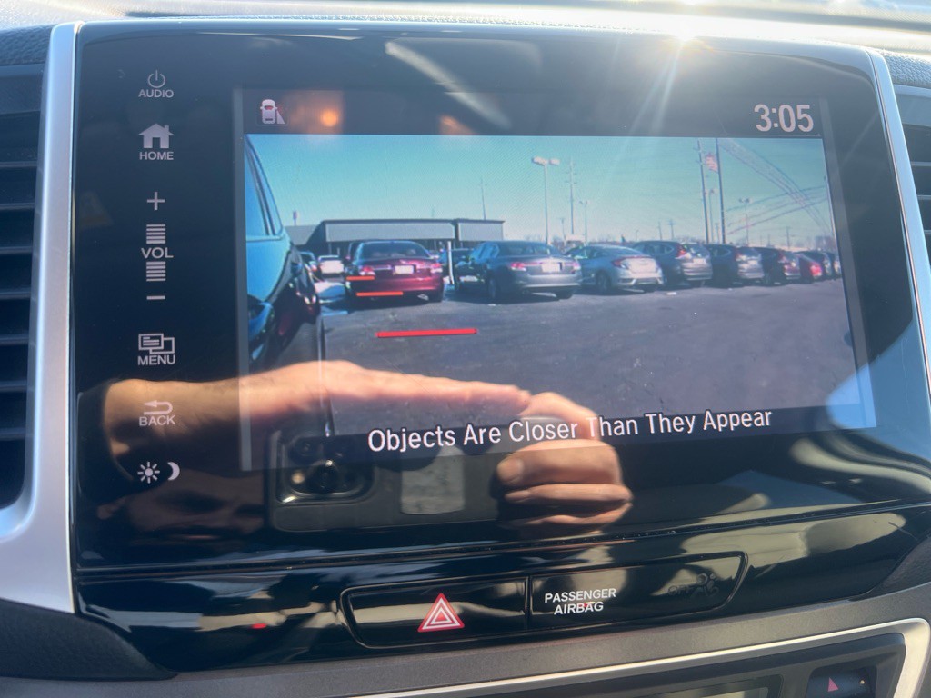 2017 Honda Pilot Image 34