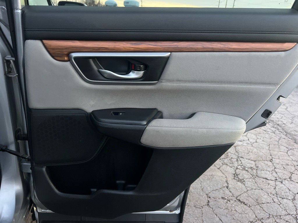 2017 Honda CR-V Image 14