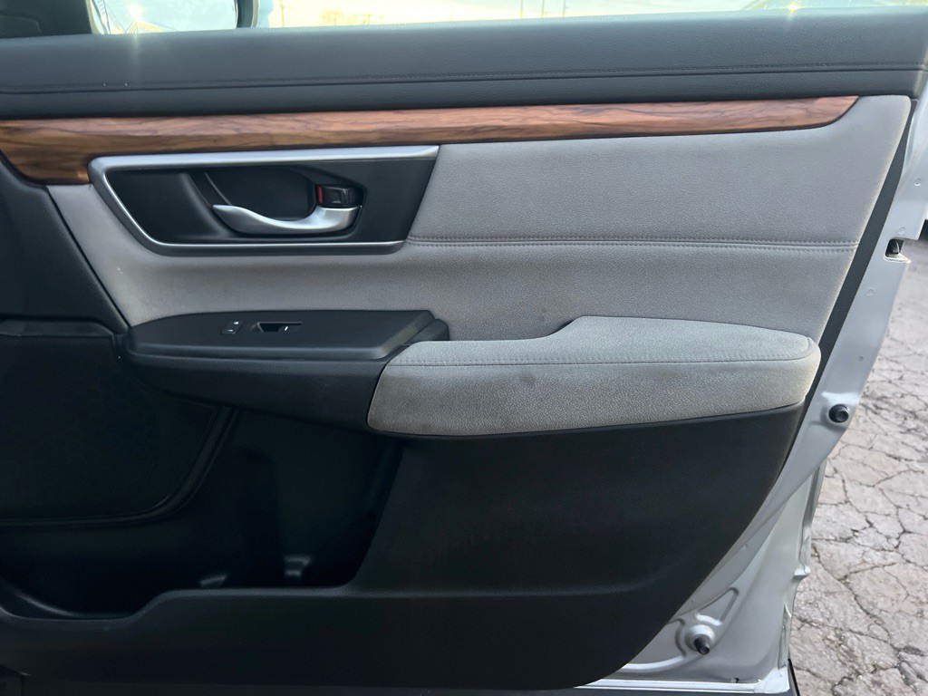 2017 Honda CR-V Image 17