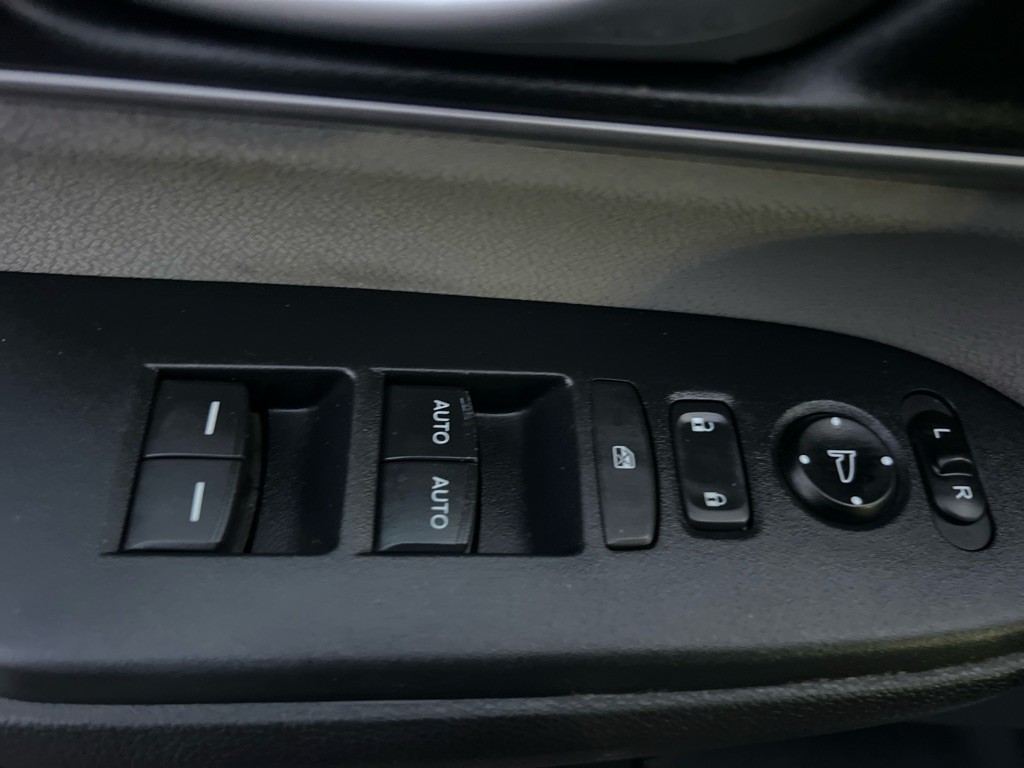 2017 Honda CR-V Image 24