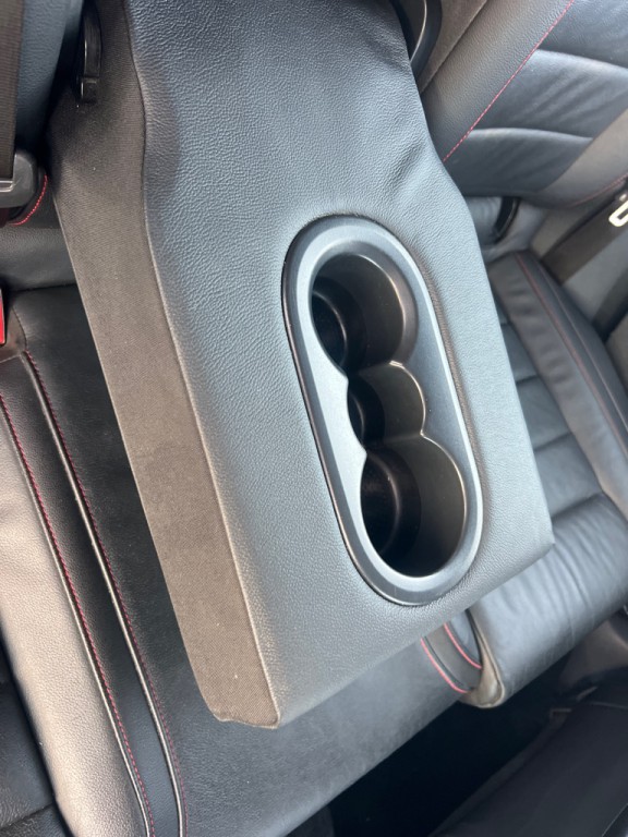 2017 Volkswagen GTI Image 16