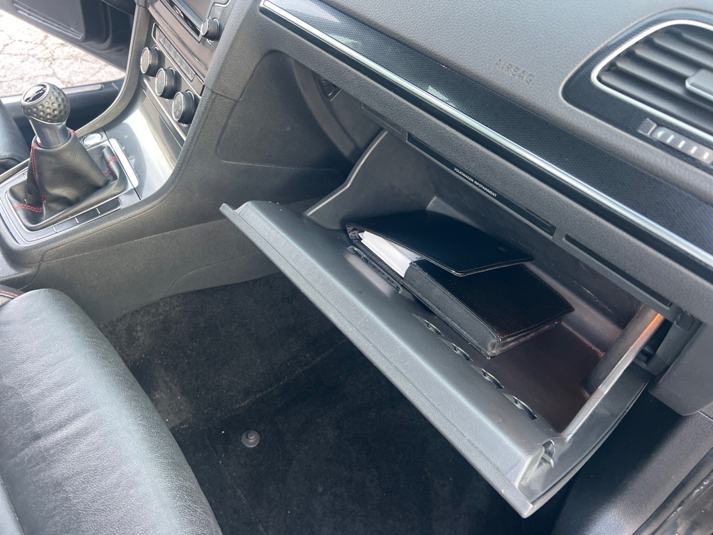 2017 Volkswagen GTI Image 20