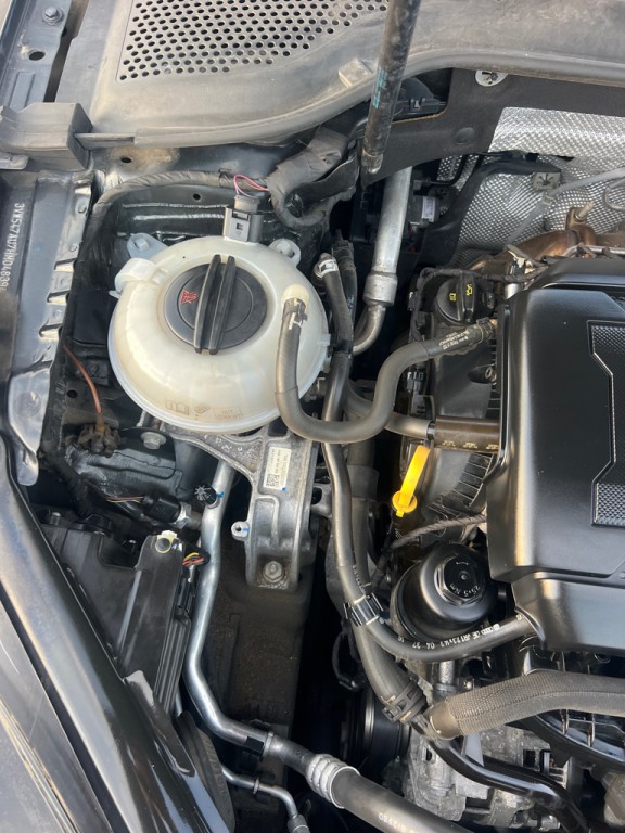 2017 Volkswagen GTI Image 43