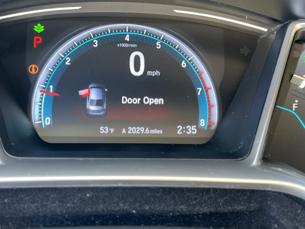 2018 Honda Civic Image 25