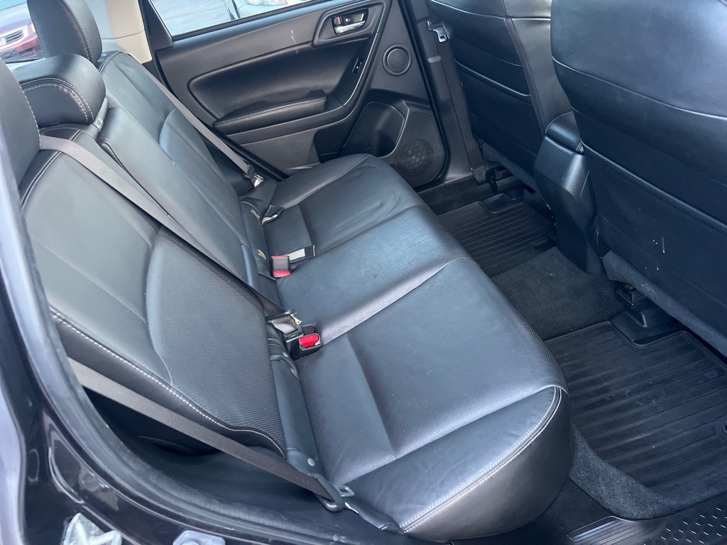 2016 Subaru Forester Image 15