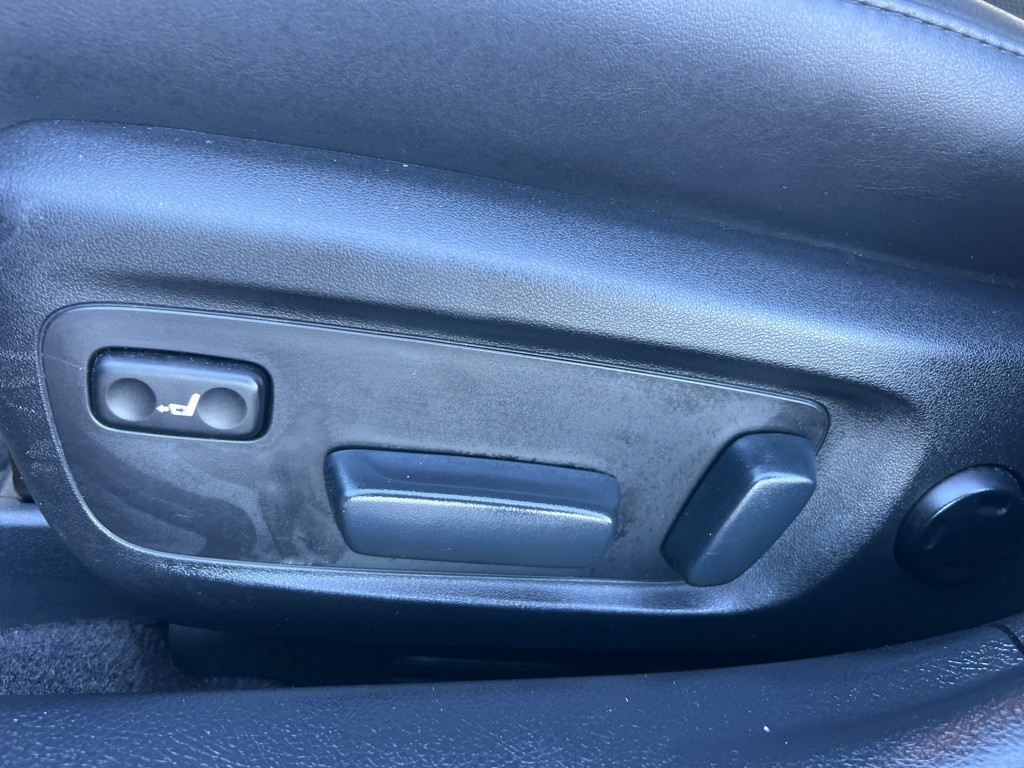 2013 Toyota Avalon Image 28