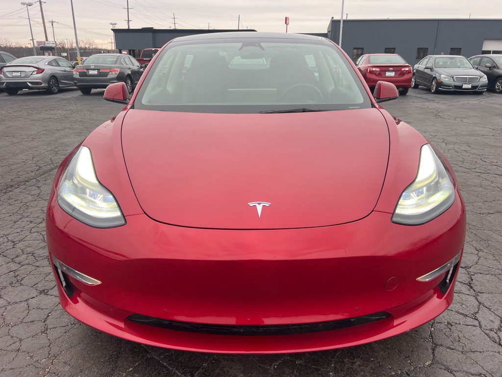 2022 Tesla Model 3 Image 2