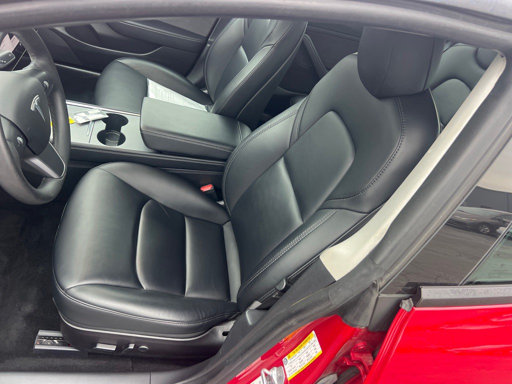 2022 Tesla Model 3 Image 11