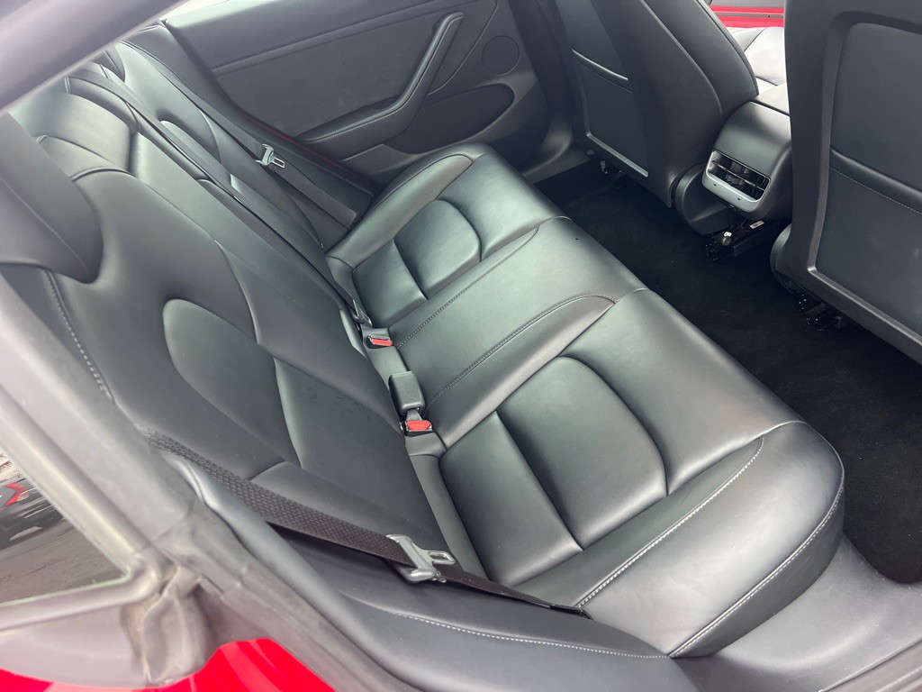 2022 Tesla Model 3 Image 15