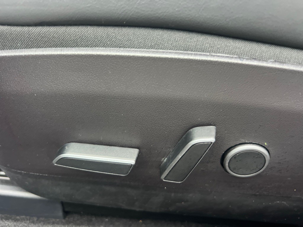 2022 Tesla Model 3 Image 25