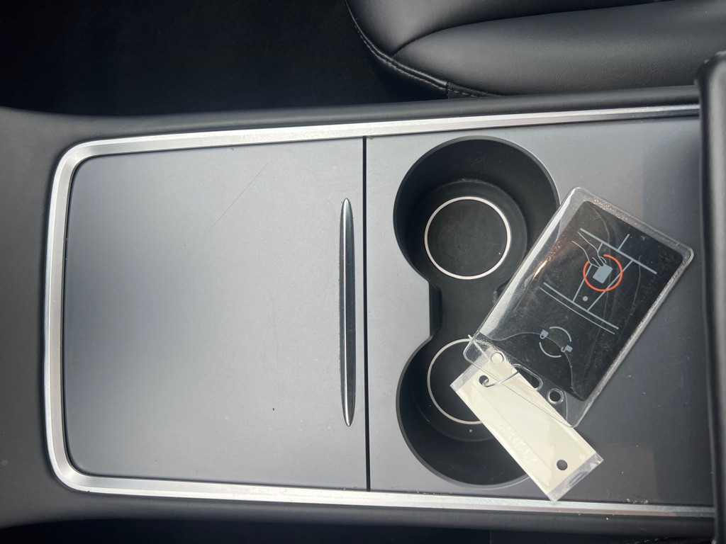 2022 Tesla Model 3 Image 31