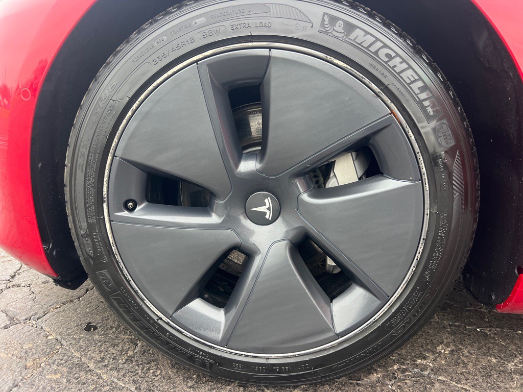 2022 Tesla Model 3 Image 35