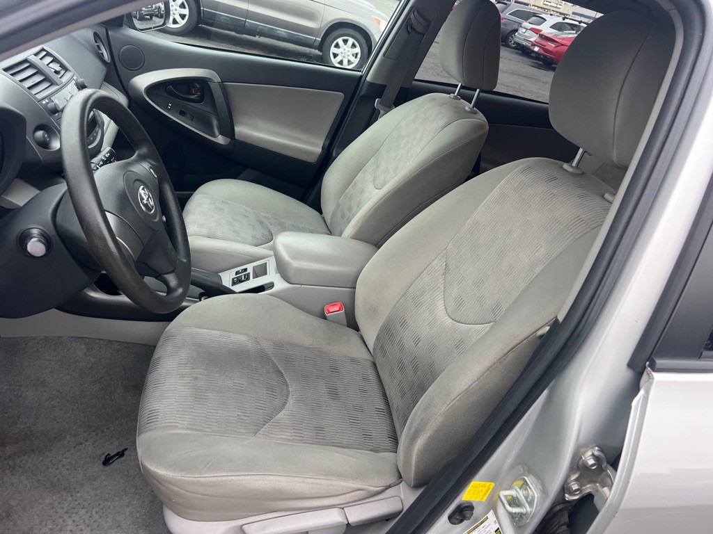 2011 Toyota Rav4 Image 11