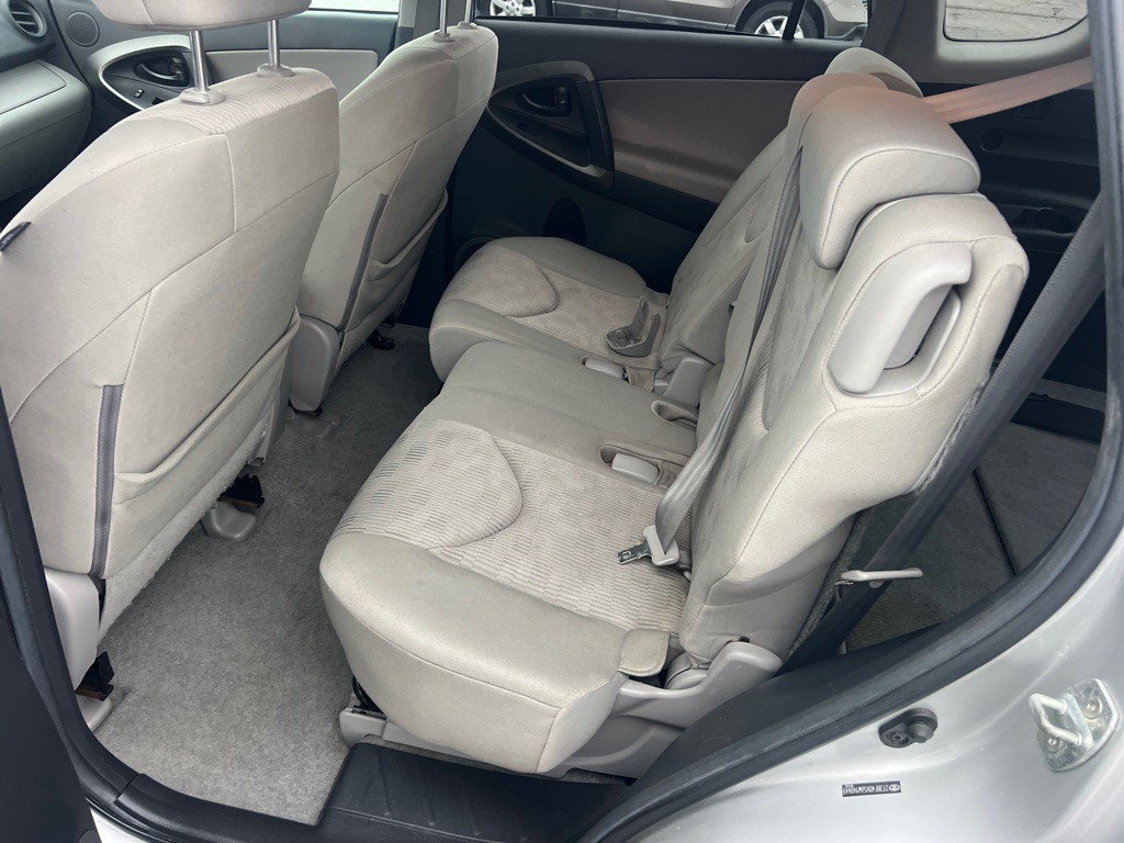 2011 Toyota Rav4 Image 13