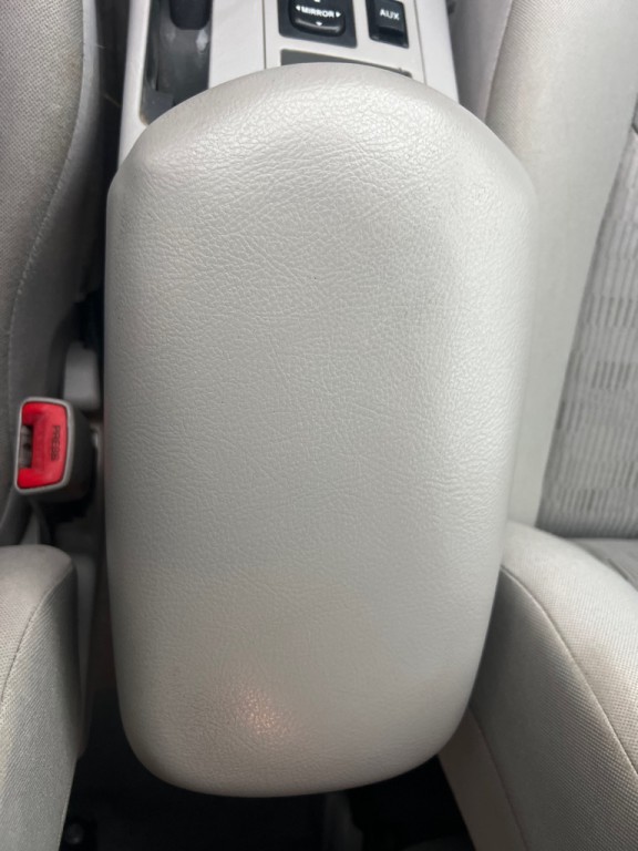 2011 Toyota Rav4 Image 30