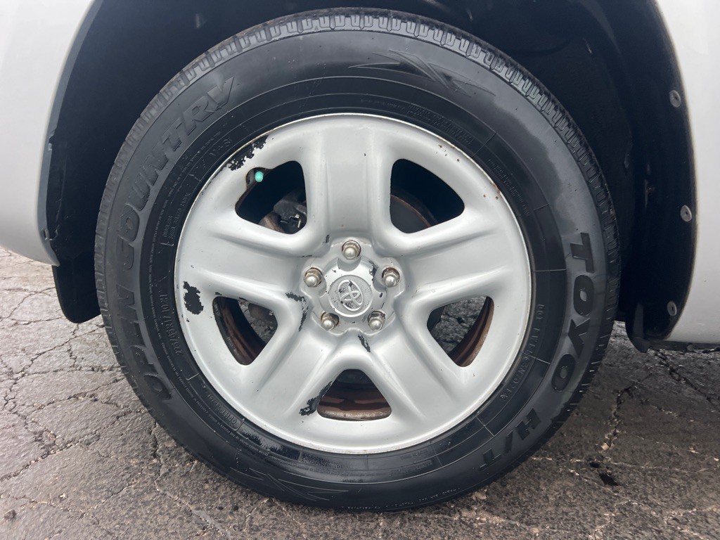 2011 Toyota Rav4 Image 33