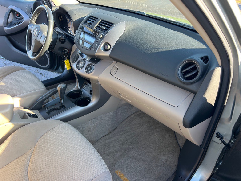 2008 Toyota Rav4 Image 24