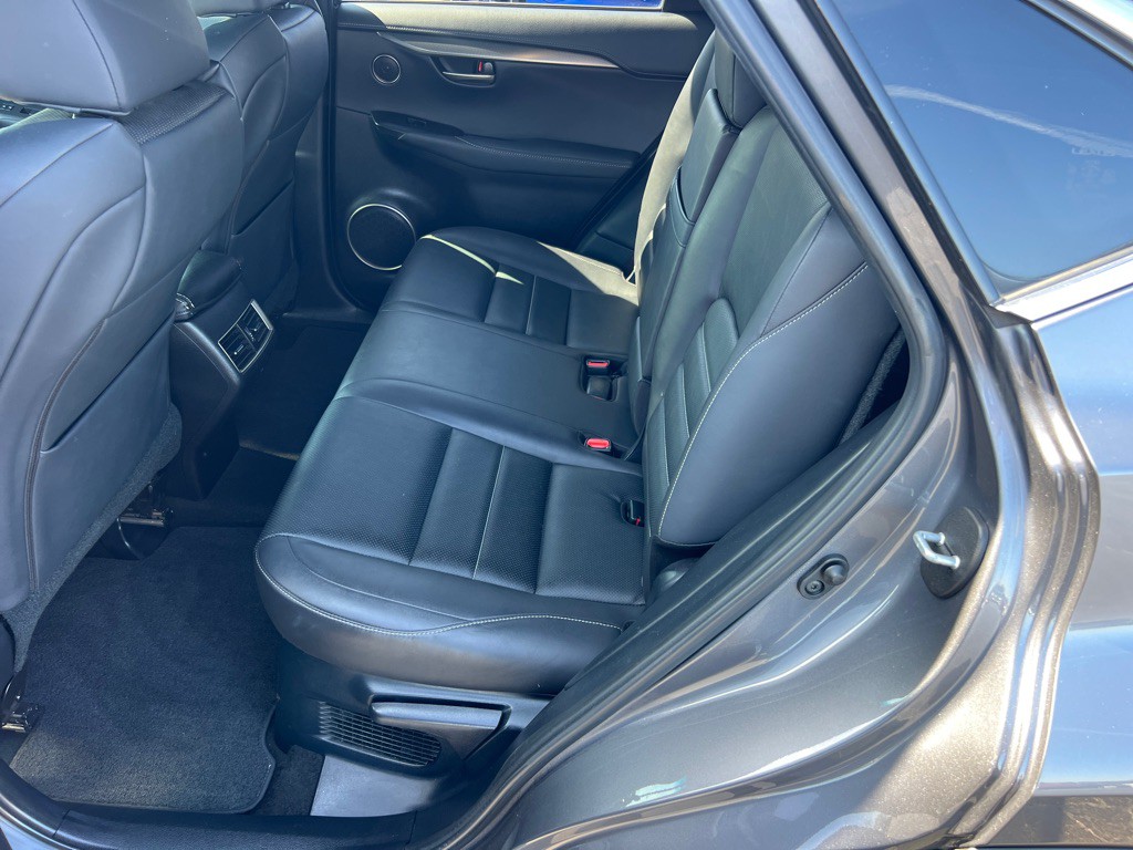 2015 Lexus NX 200t Image 14