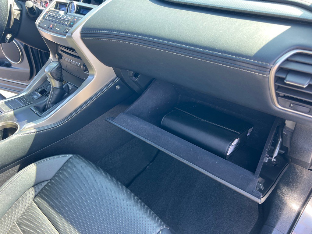 2015 Lexus NX 200t Image 22