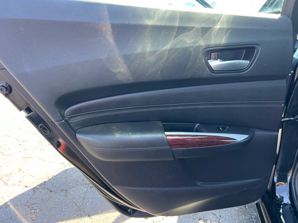 2015 Acura TL Image 13