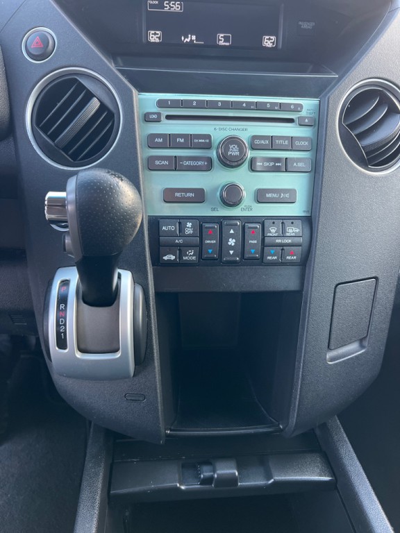 2011 Honda Pilot Image 32