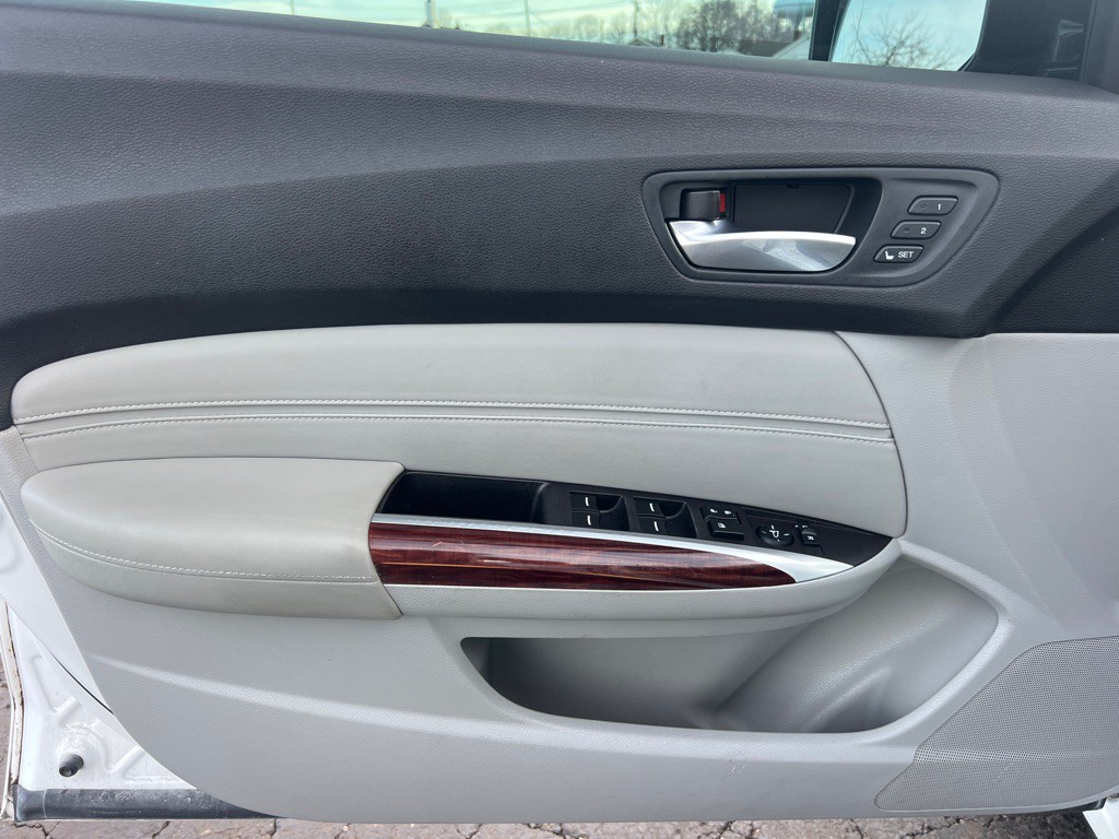 2016 Acura TL Image 11