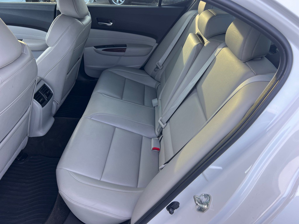 2016 Acura TL Image 14