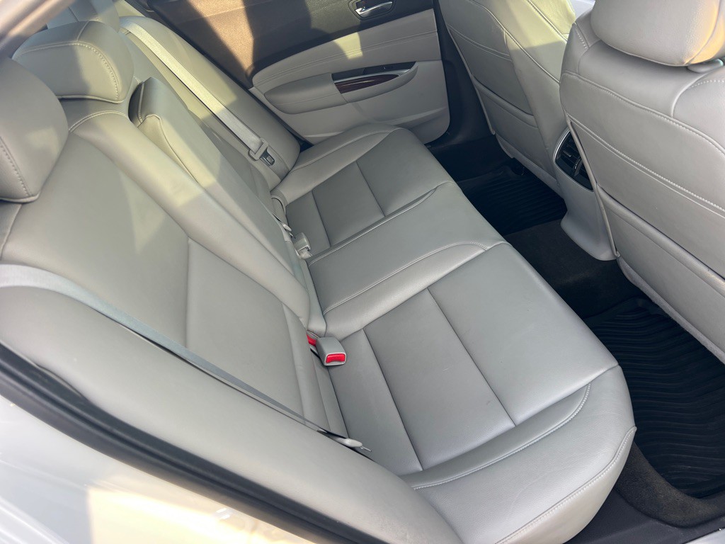 2016 Acura TL Image 16