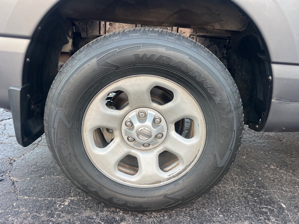 2017 Nissan Titan Image 24