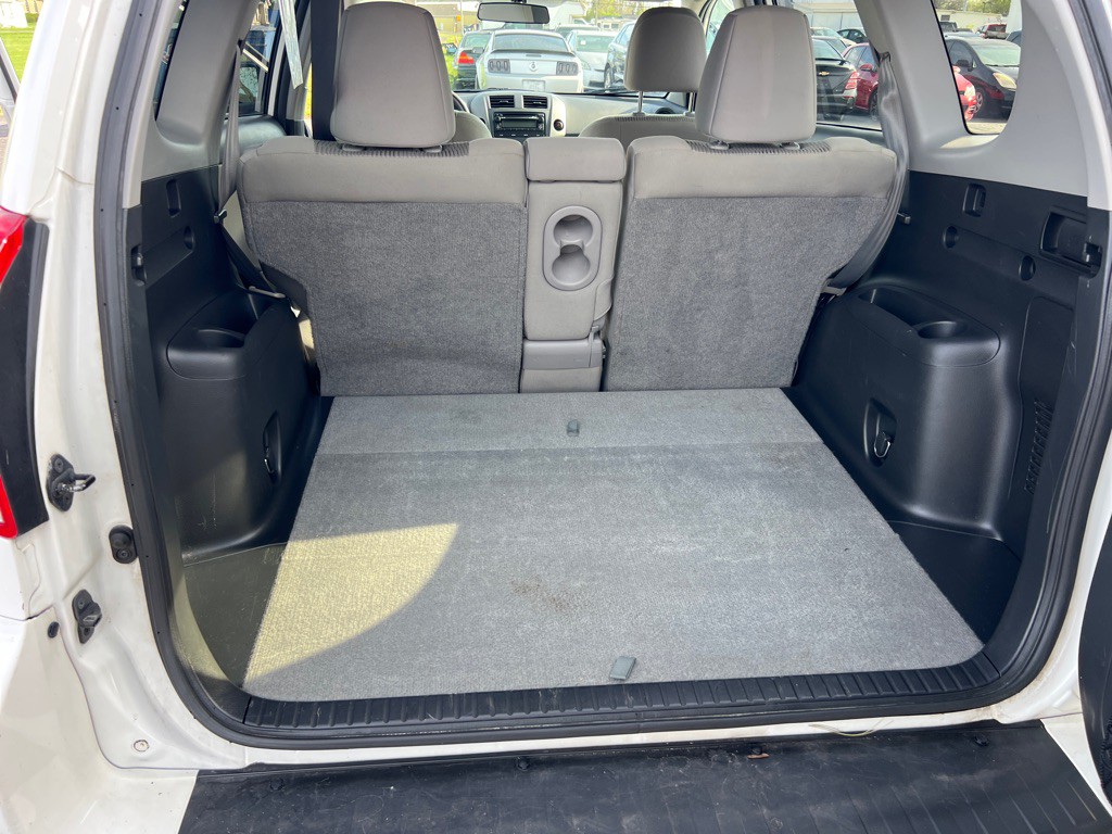 2012 Toyota Rav4 Image 21