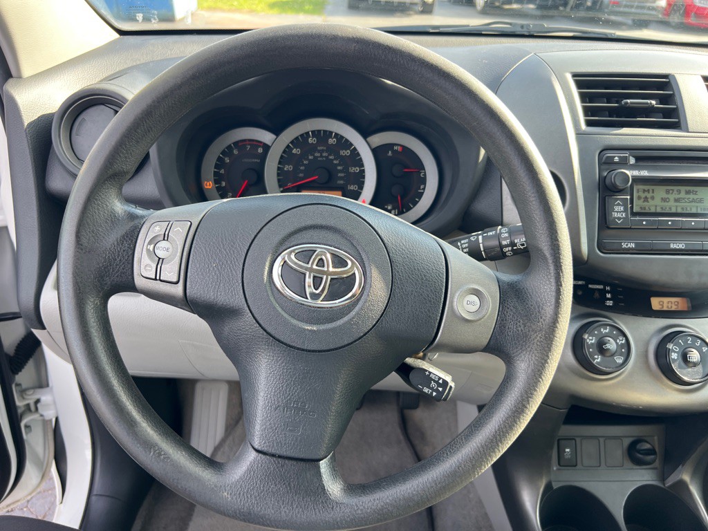 2012 Toyota Rav4 Image 26