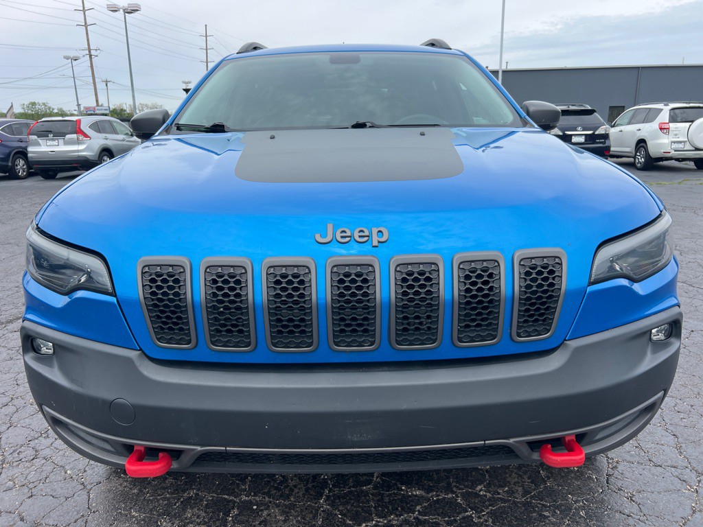 2019 Jeep Cherokee Image 2