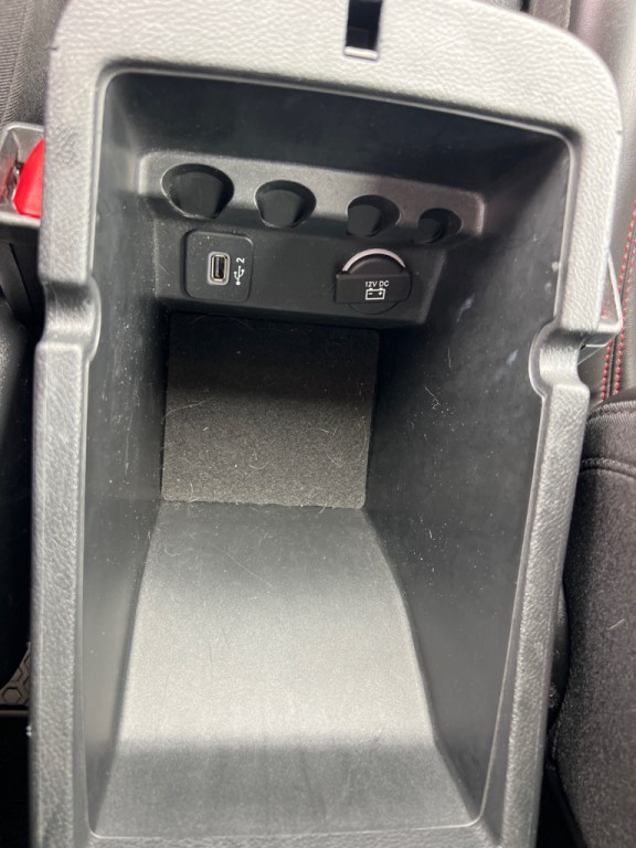 2019 Jeep Cherokee Image 35