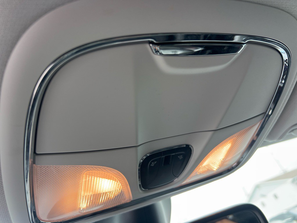 2019 Jeep Cherokee Image 36