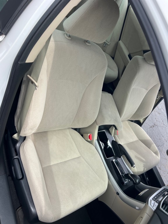 2013 Honda Accord Image 19