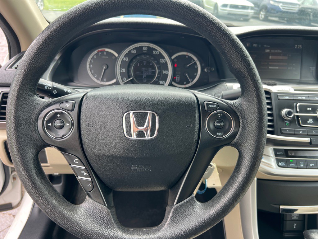 2013 Honda Accord Image 25