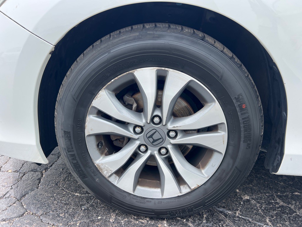 2013 Honda Accord Image 36