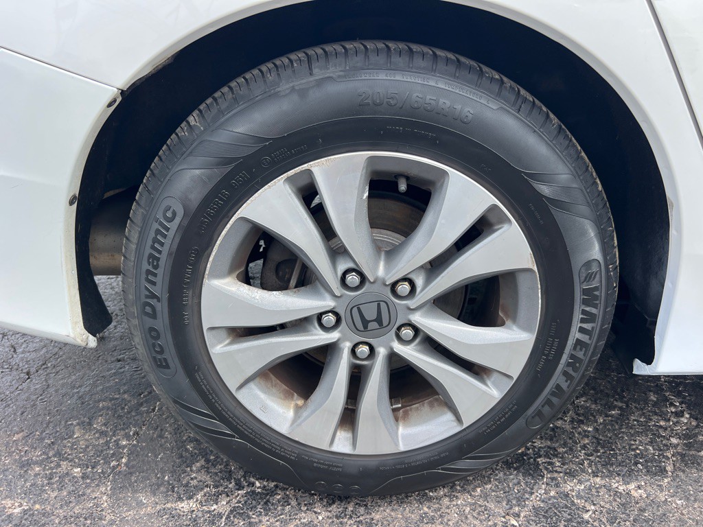 2013 Honda Accord Image 38
