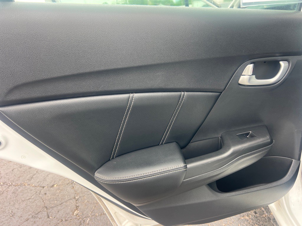 2013 Honda Civic Image 12